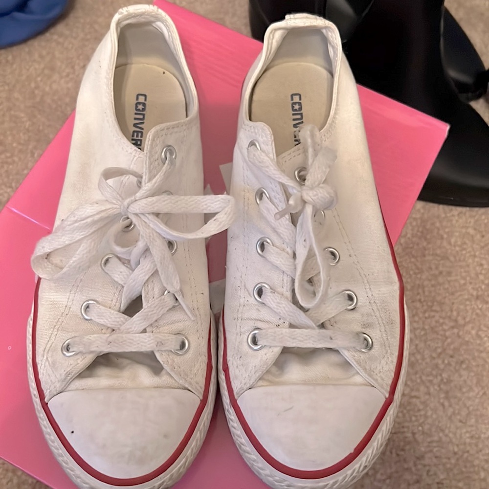 White converse